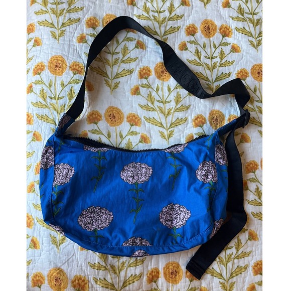 NWT boygenius x BAGGU Medium Nylon Crescent Pink Carnation Blue Crossbody Bag - Picture 3 of 8